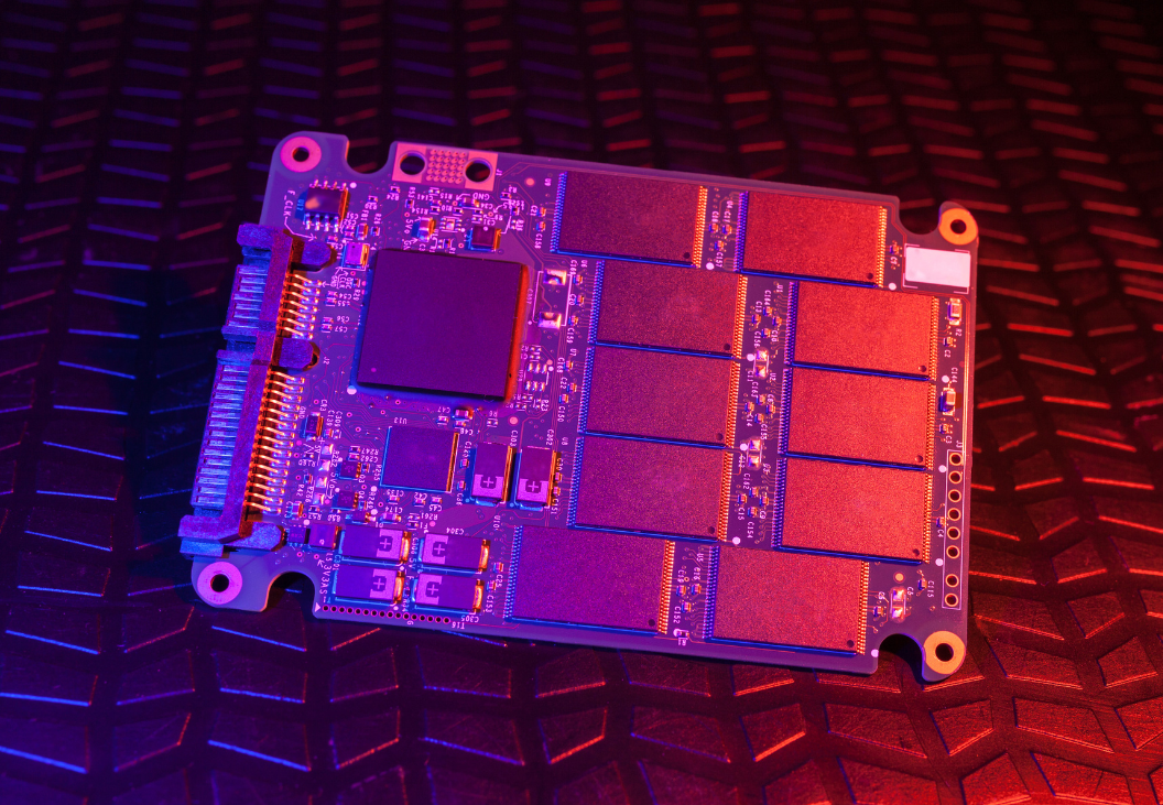 Blitzschnelle SSDs | Pixelgipfel AG