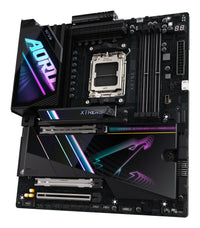 GIGABYTE X870E AORUS XTREME AI TOP Mainboard - Unterstützt AMD Ryzen 9000er-Serie CPUs, 18+2+2 Phasen VRM, bis zu 8800 MHz DDR5 (OC), 1xPCIe 5.0 M.2 + 3xPCIe 4.0 M.2, WI-FI 7, 10 GbE LAN, USB 4