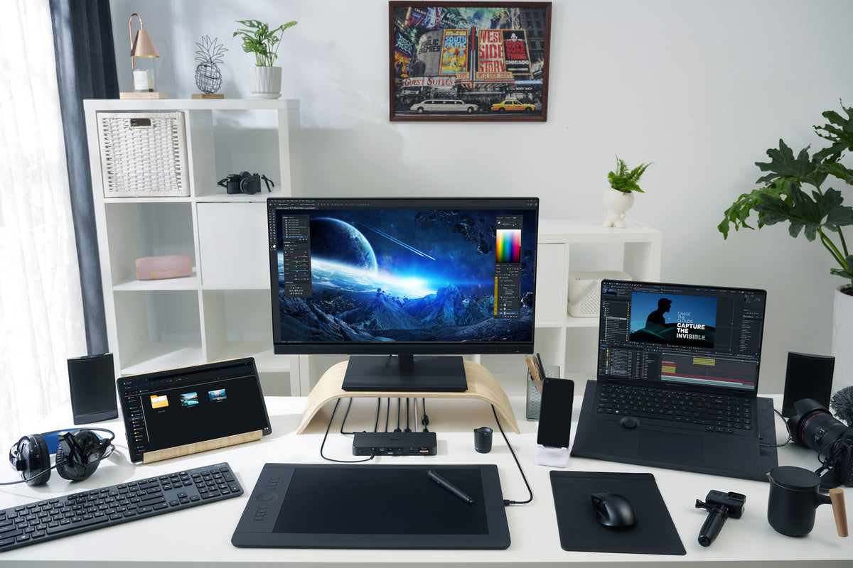 ASUS Triple 4K Thunderbolt 4 Dock DC500 Kabelgebunden Schwarz