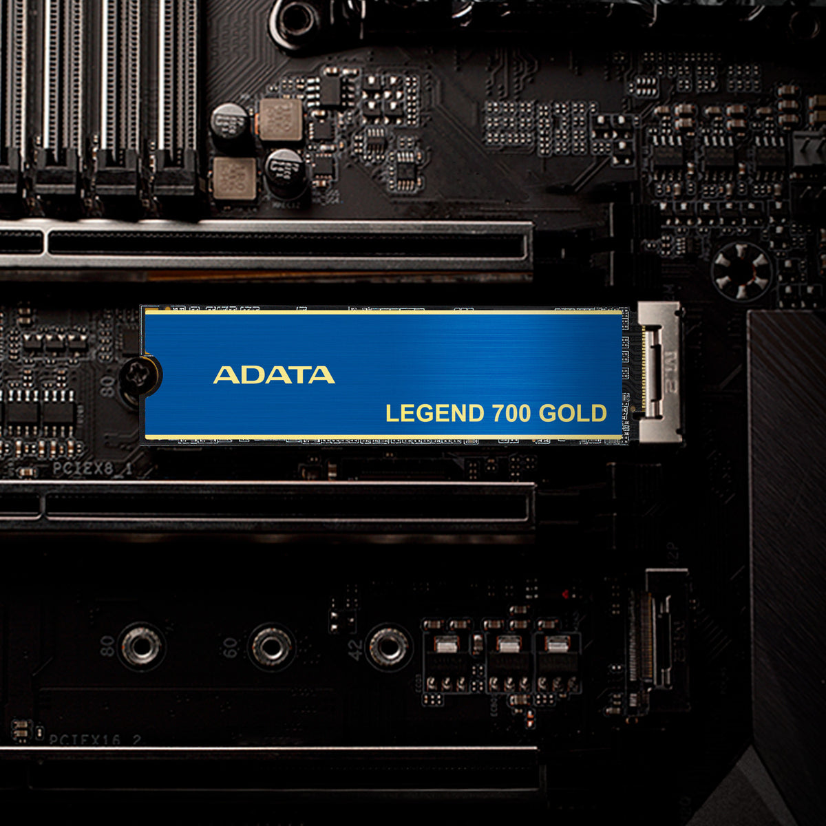 ADATA LEGEND 700 SLEG-700G-512GCS-S48 Internes Solid State Drive 512 GB M.2 PCI Express 3.0 NVMe 3D NAND