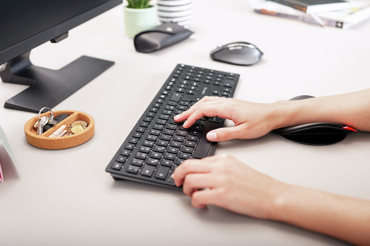 CHERRY KW 9100 SLIM Tastatur Universal RF Wireless + Bluetooth QWERTZ Schweiz Schwarz