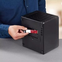 M.2 2 To WD Red SN700 NVMe PCIe 3.0 x 4