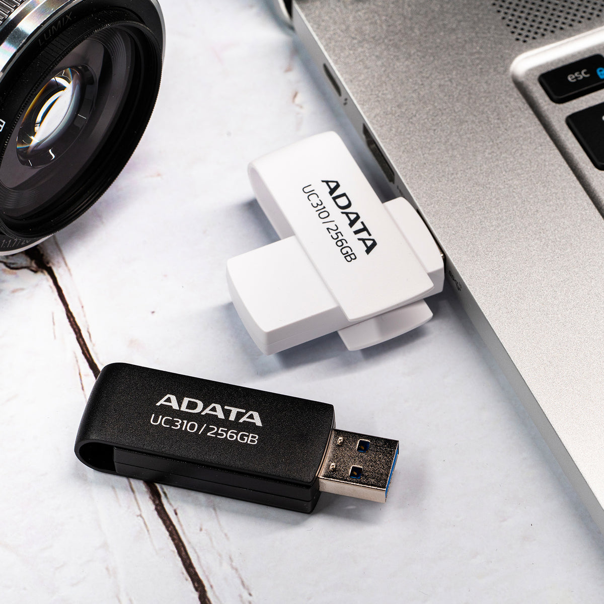 ADATA UC310 USB-Stick 256 GB USB Typ-A 3.2 Gen 1 (3.1 Gen 1) Weiß