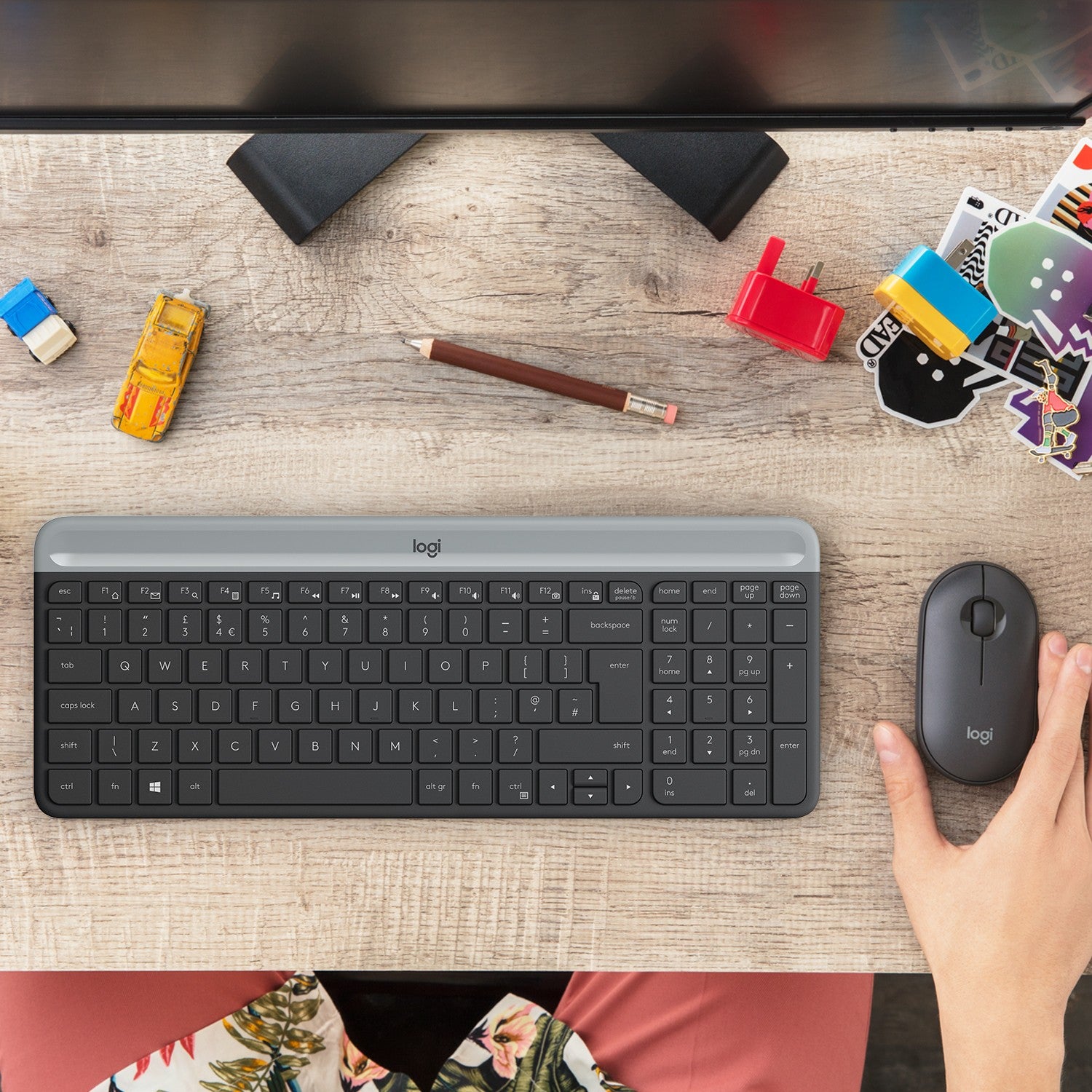 Logitech MK470 Wireless Combo Graphite US