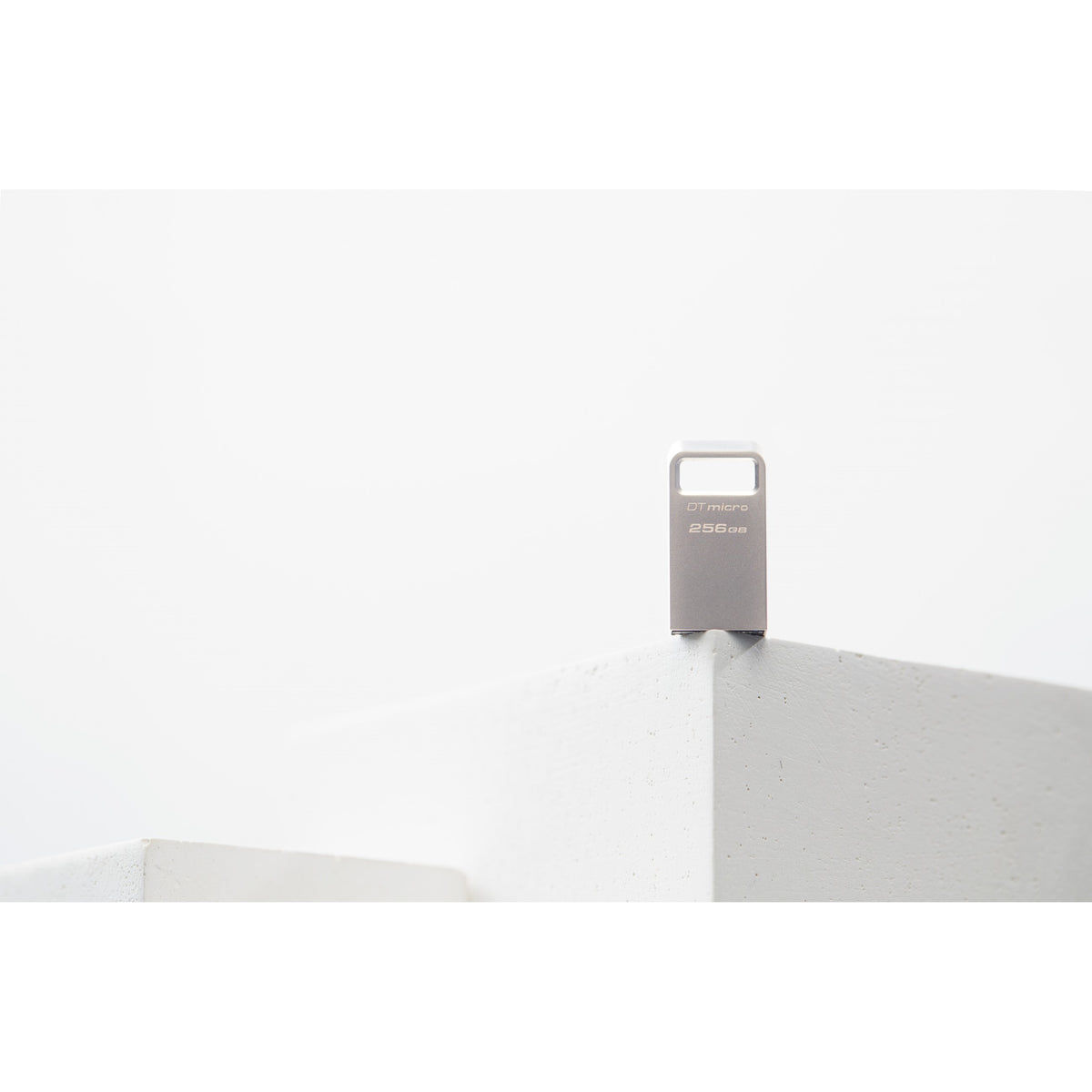 CHIAVETTA USB 256GB 3.2 Kingston DataTraveler Micro Argento