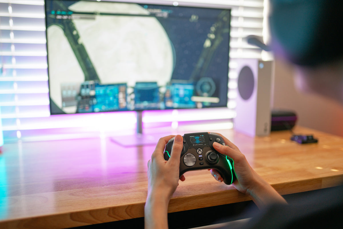 Turtle Beach Stealth Ultra Wireless Gaming-Controller mit Schnellladedock, Anpassbare Trigger-Stop und Befehlsanzeige für Xbox Series X,S, Xbox One und PC , Offiziell lizenziert für Xbox