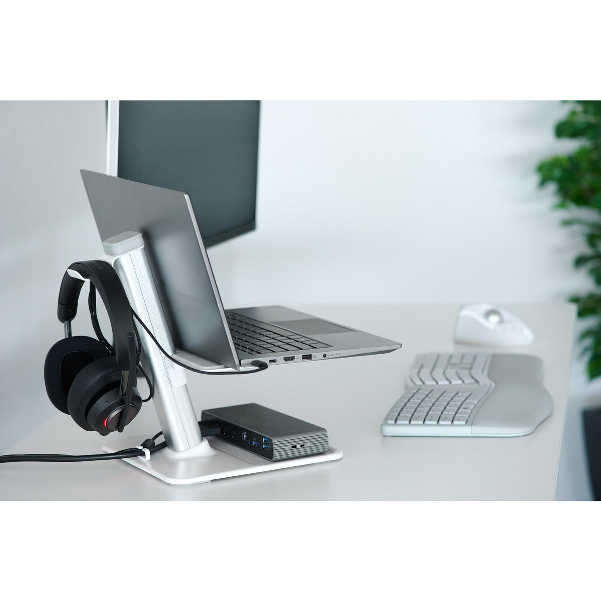 Kensington H2000 USB-C & USB-A Over-Ear Headset