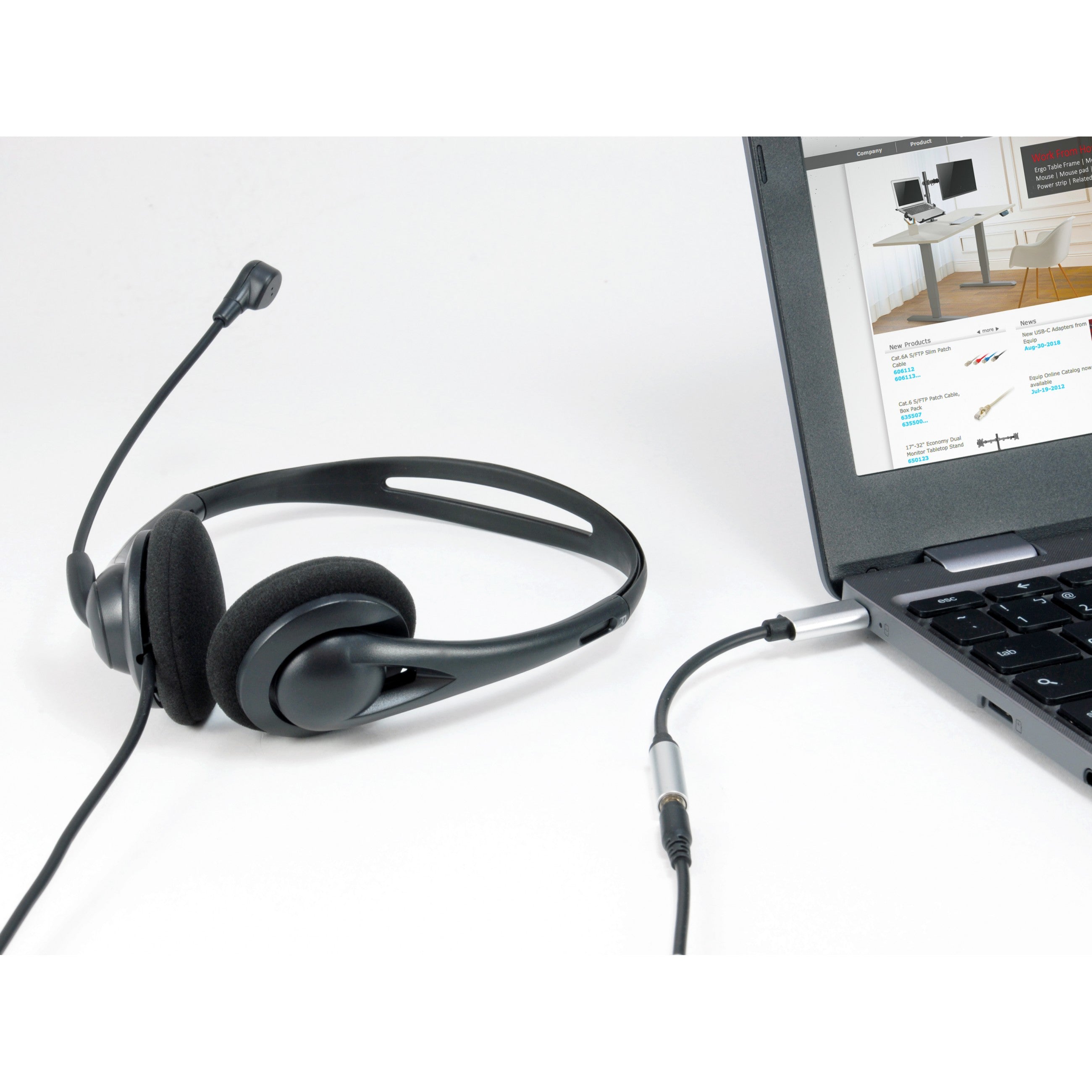 Equip Adapter USB-C -> Audio DAC 4-Pin 3.5mm St/Bu 0.15m sw