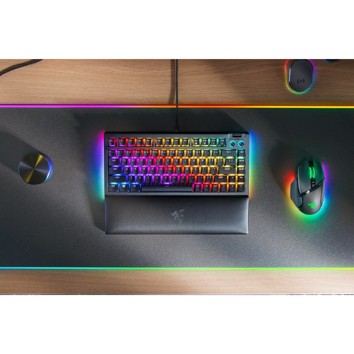 Razer BlackWidow V4 75% (schwarz. US-International-Layout. Razer Orange)