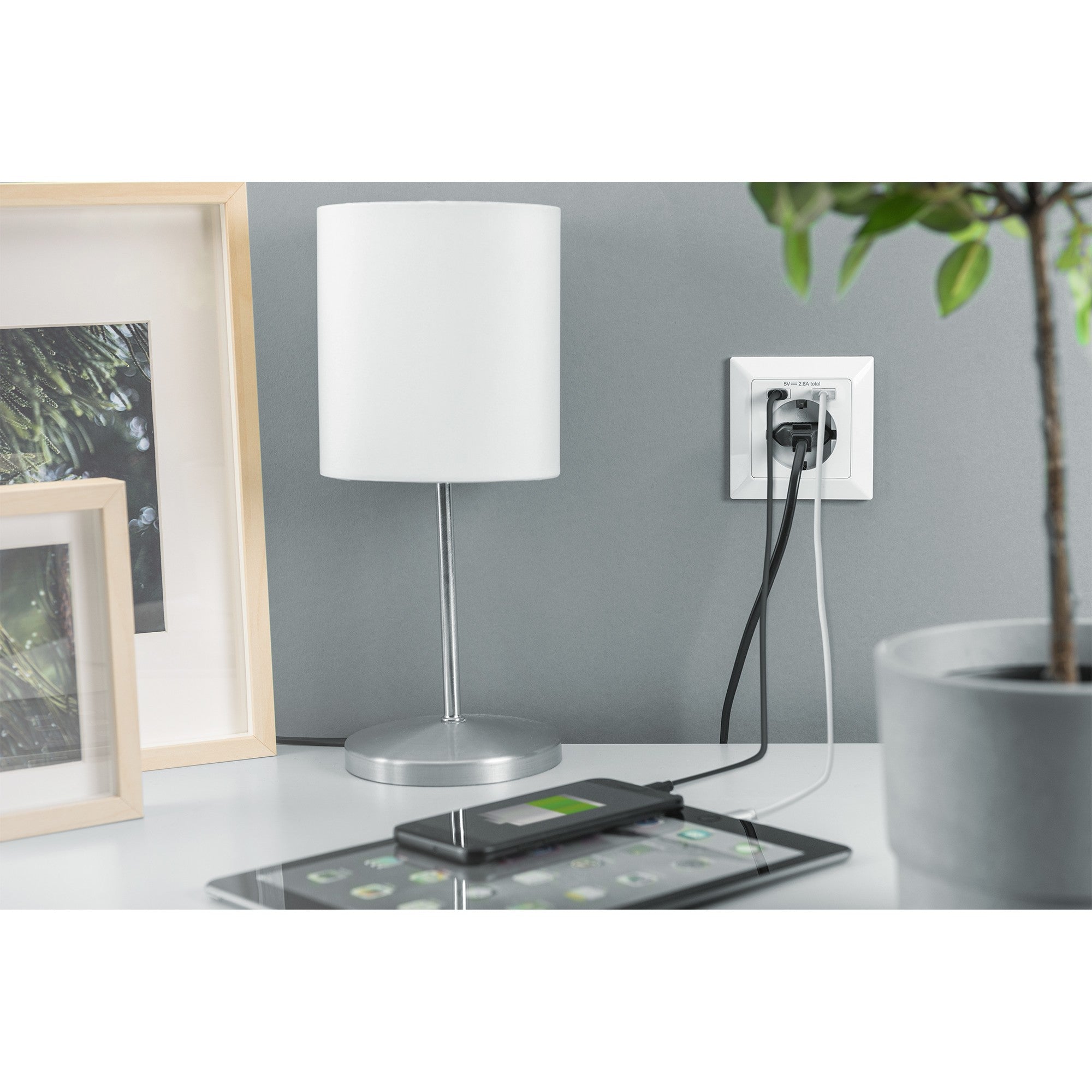 DIGITUS Sicherheits-Steckdose Unterputzmontage USB Type-C/US