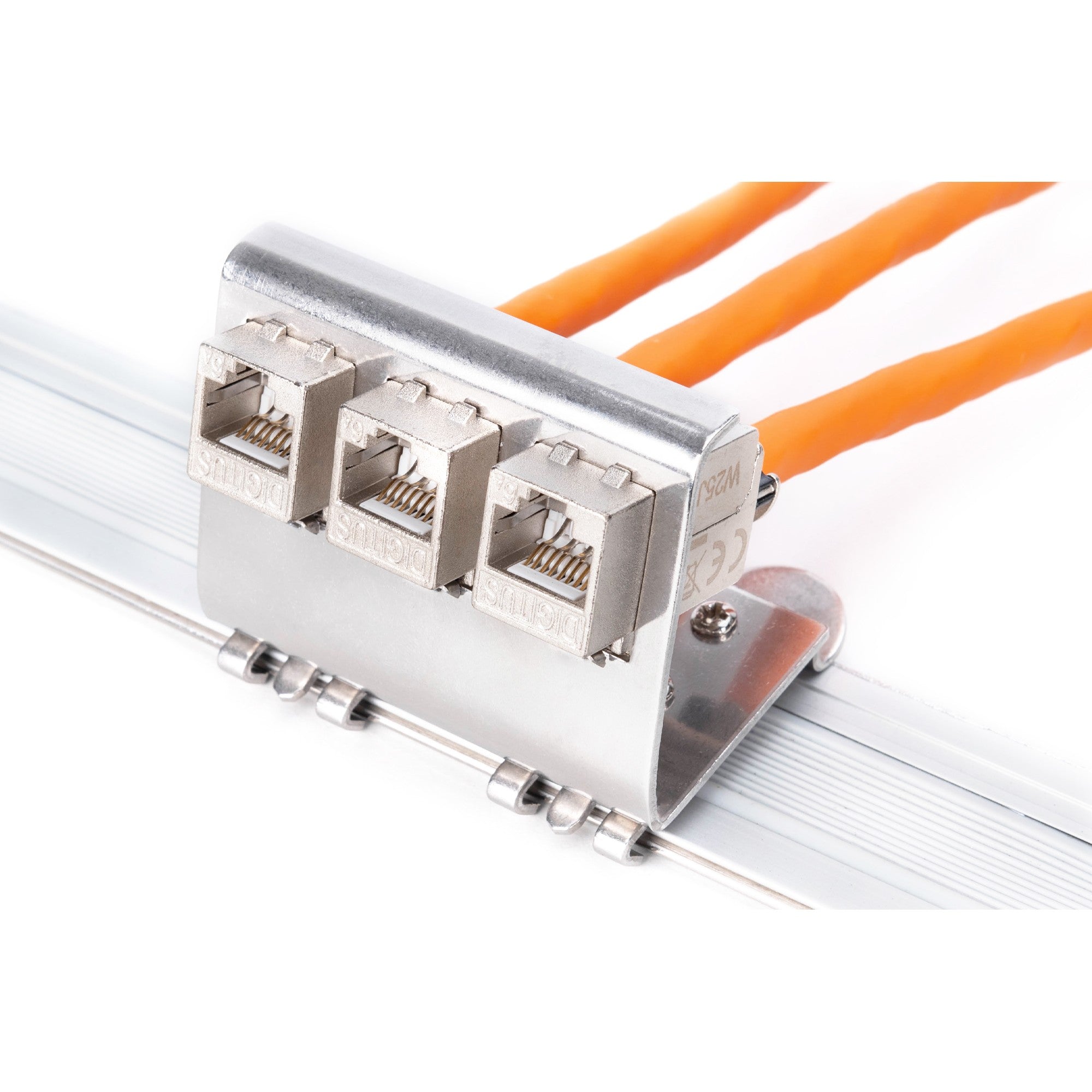 DIGITUS Hutschienenadapter für 3x Keystone Module