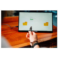 Verbatim STICK Verbatim V200 Metal USB 3.2 64GB Aluminium. r/w 80/200MBs 30211 – Ansicht 3