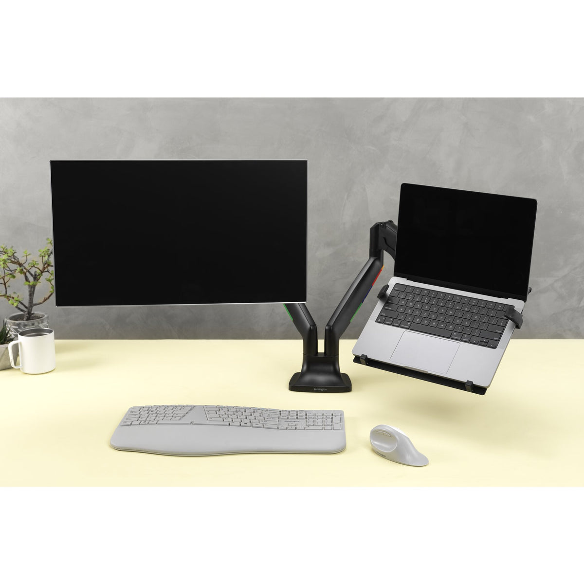Kensington Universelle Laptophalterung für Monitorarme