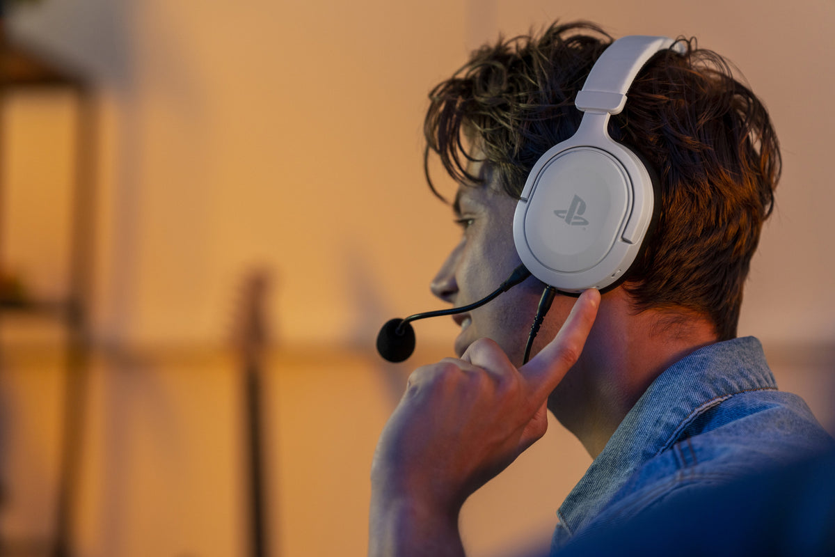 Trust GXT 498 Forta Kopfhörer Kabelgebunden Kopfband Gaming Schwarz, Weiß
