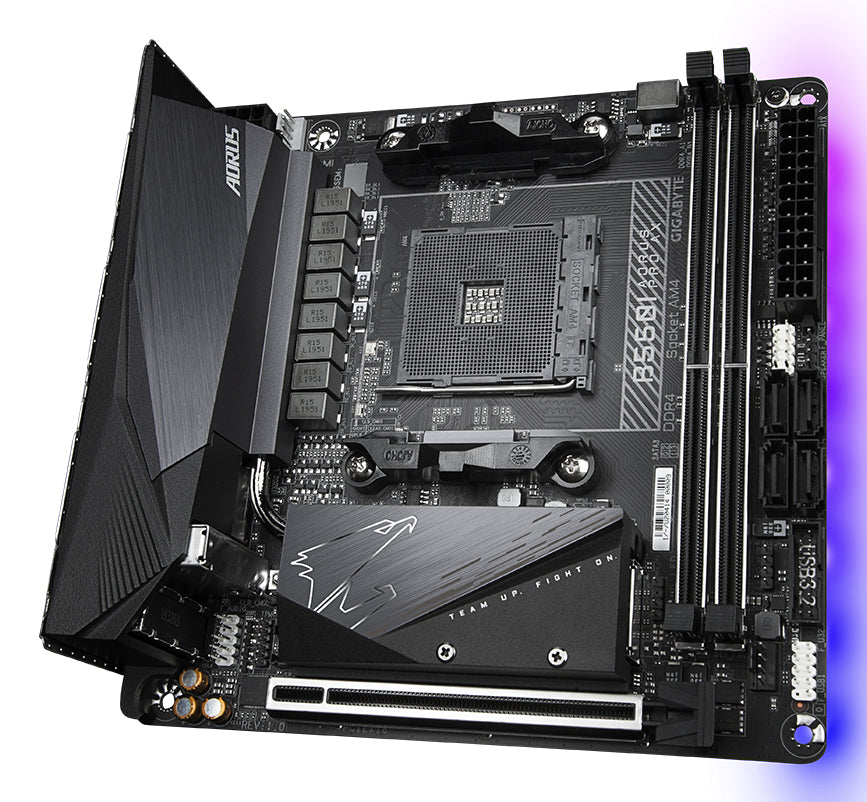 GIGABYTE B550I AORUS PRO AX Mainboard – AMD Ryzen 5000 CPUs, 8 Phasen VRM, bis zu 5300 MHz DDR4, 1xPCIe 4.0 + 1xPCIe 3.0 M.2, Wi-Fi 6E, 2.5GbE LAN, USB 3.2 Gen 2