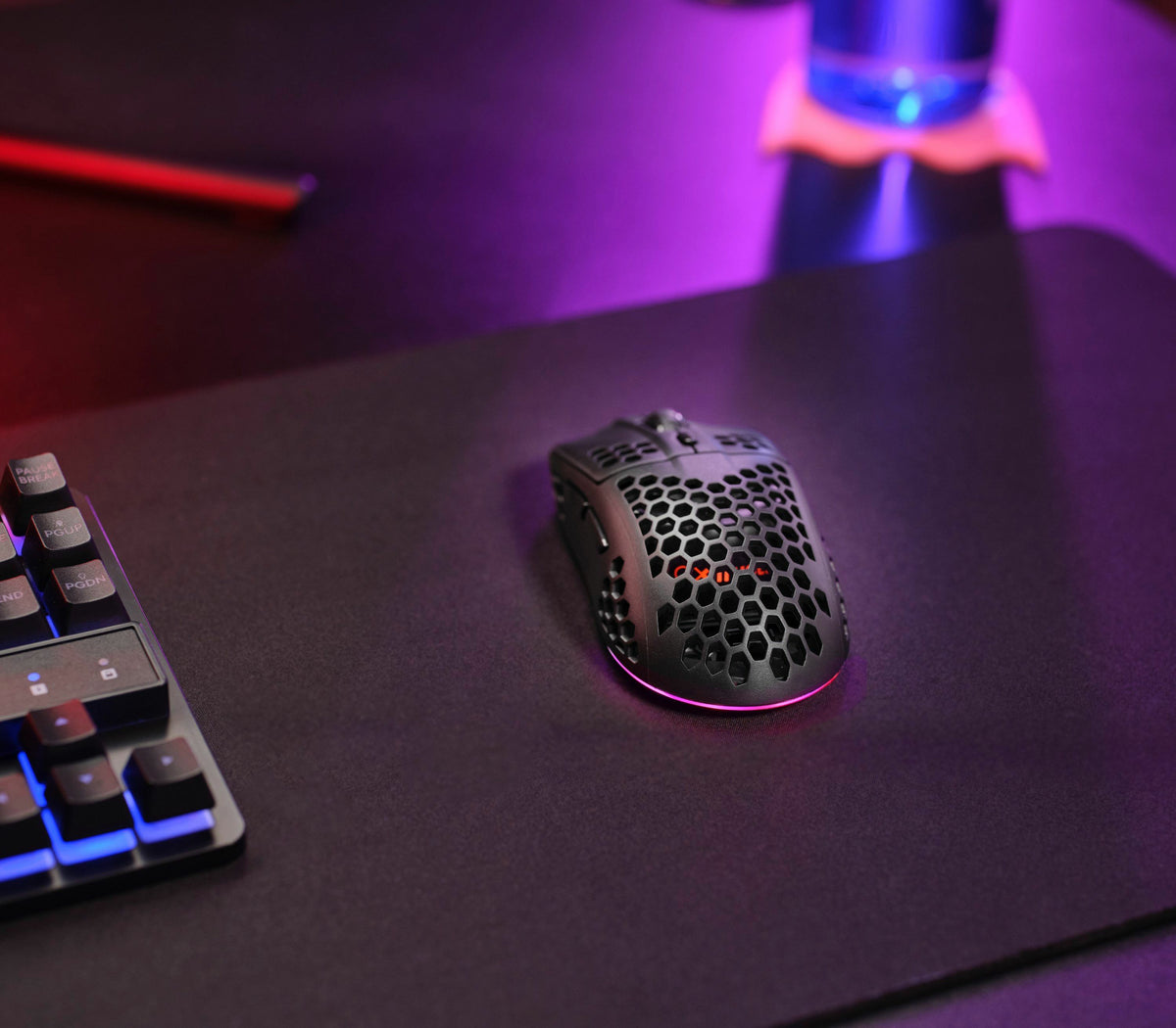 Trust GXT 929 Helox Maus Gaming rechts RF Wireless Optisch 4800 DPI