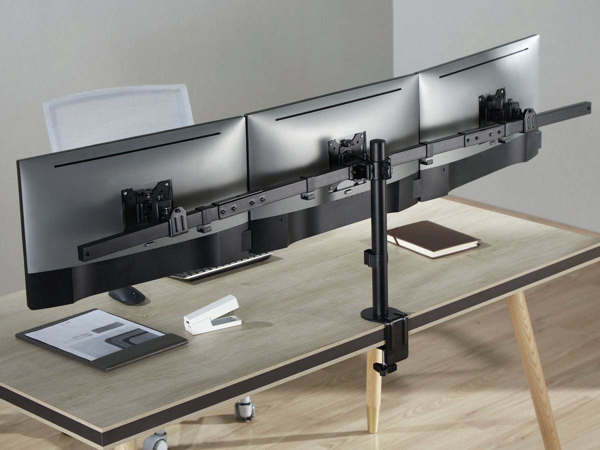 Equip 17"-32" Dreifach schwenkbare Monitor-Schreibtischhalterung