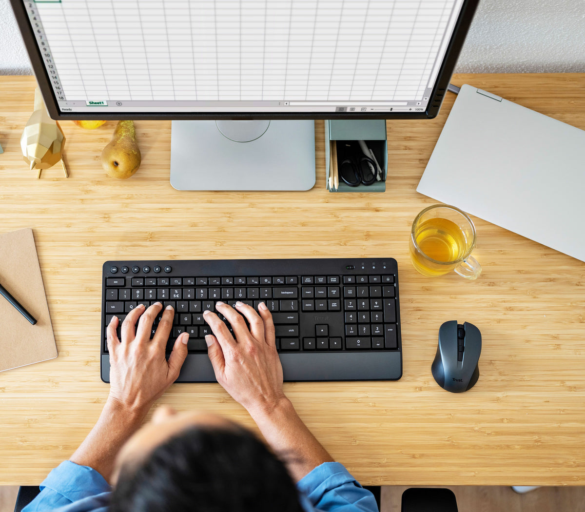 Trust Trezo Tastatur Maus enthalten Büro RF Wireless QWERTZ Schweiz Schwarz