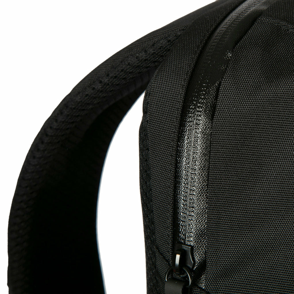 Targus Terra EcoSmart 40,6 cm (16") Rucksack Schwarz