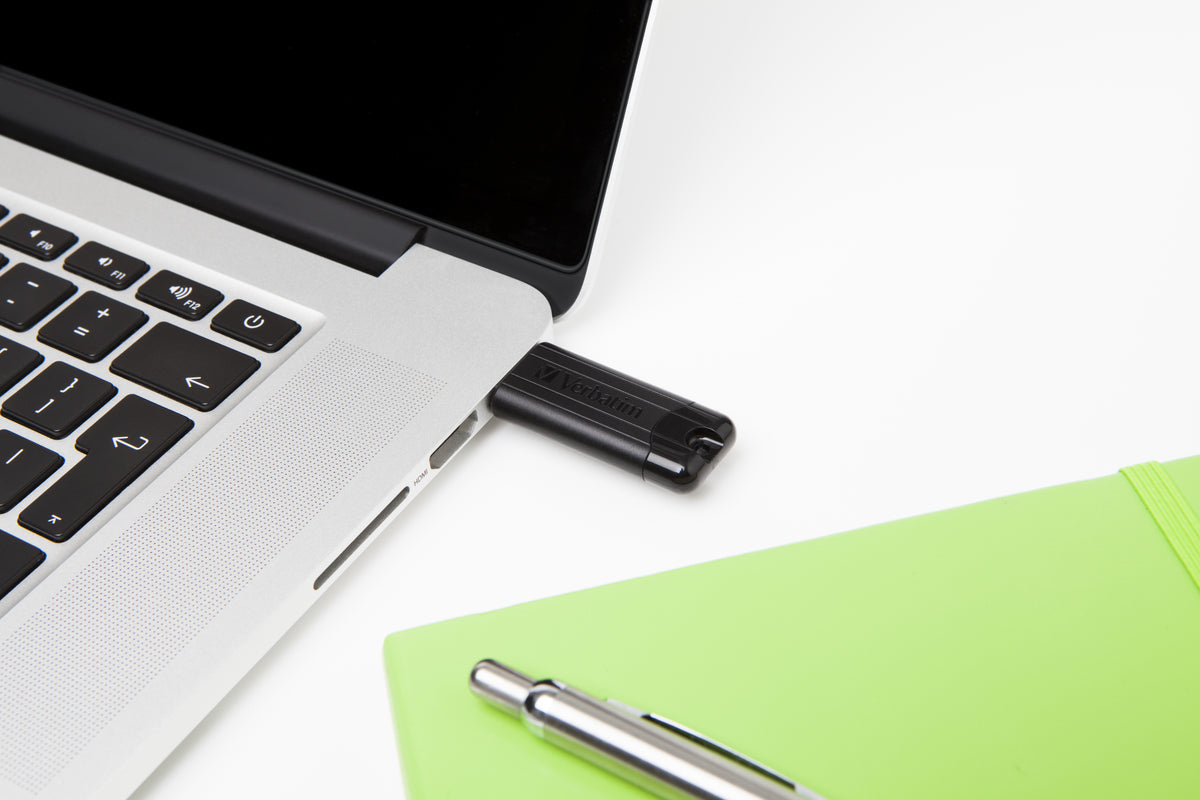 Verbatim PinStripe 3.0 - Chiavetta USB 3.0 256GB - Nero