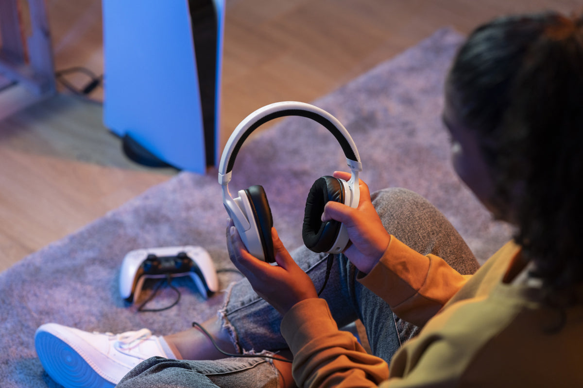 Trust GXT 498 Forta Kopfhörer Kabelgebunden Kopfband Gaming Schwarz, Weiß