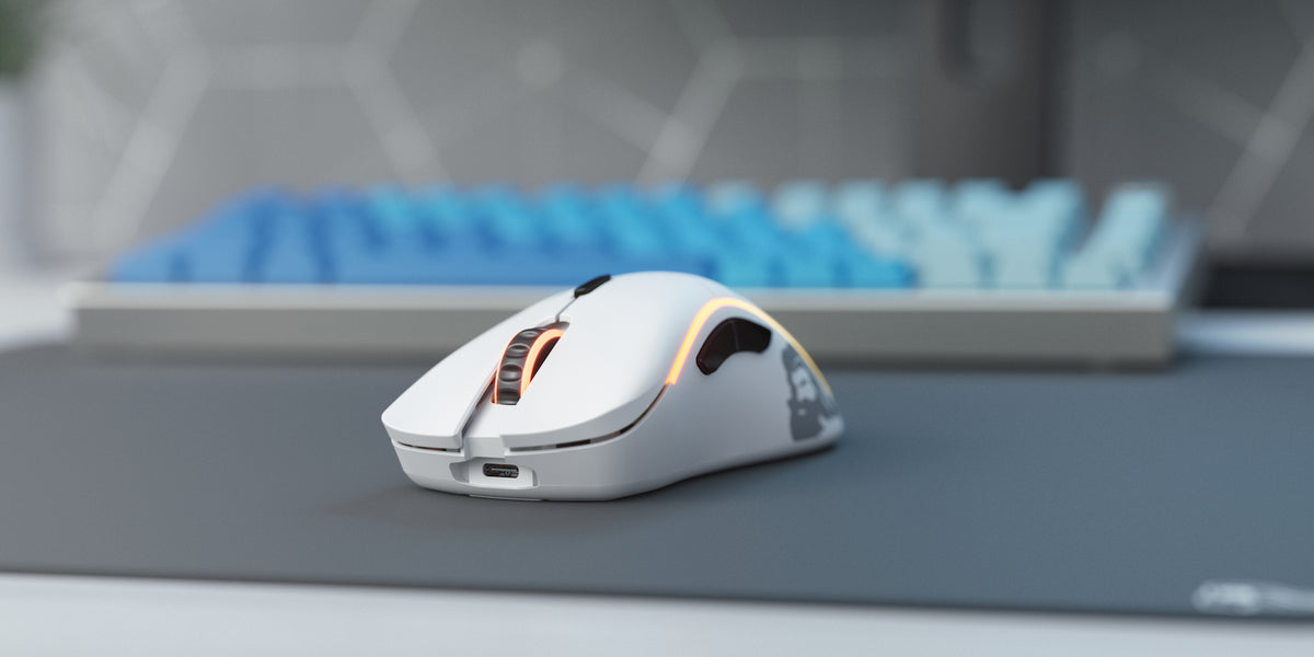 Glorious Gaming Model D Wireless Maus Rechts RF Wireless 19000 DPI