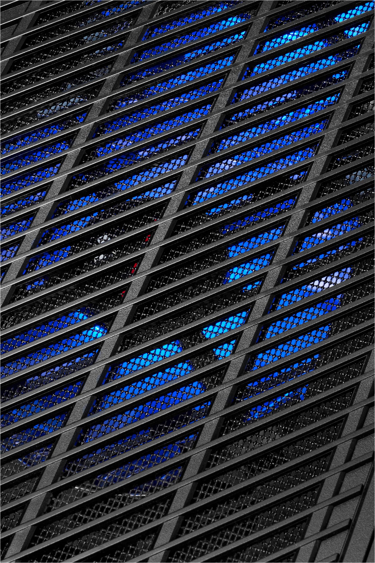 ERAZER Bandit P20 MD35460 Intel Core Ultra 7 265F 32 GB DDR5-SDRAM 1 TB SSD NVIDIA GeForce RTX 5060 Ti Windows 11 Tower PC Schwarz
