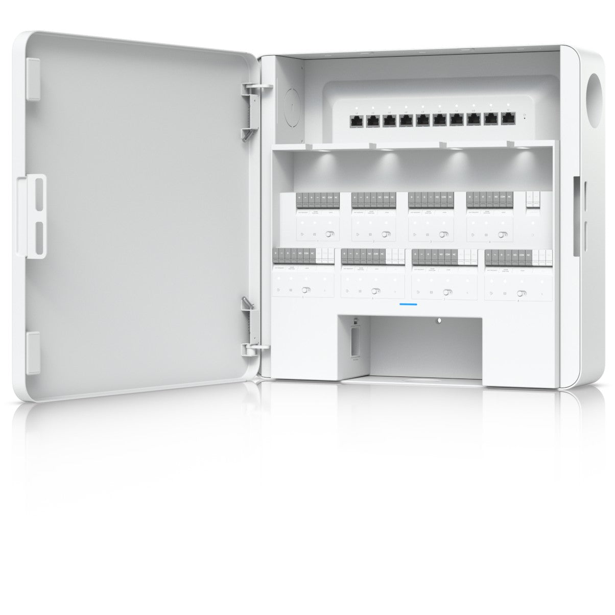 Z Ubiquiti EAH-8