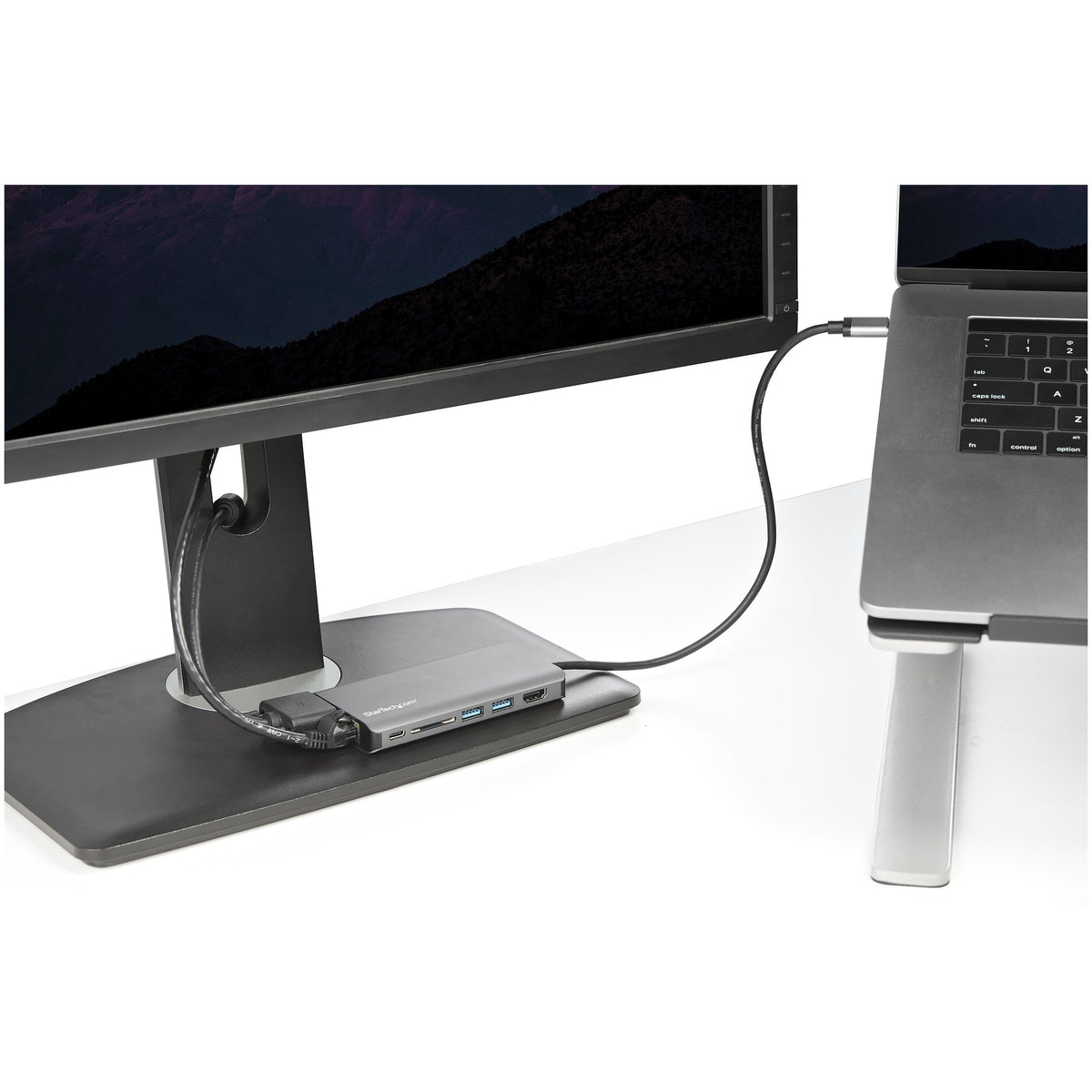StarTech.com USB-C Multiport Adapter - USB-C Mini Reisedock mit 4K HDMI oder 1080p VGA - 3x USB 3.0-Hub, SD, GbE, Audio, 100W PD Pass-Through - Tragbare Dockingstation für Laptop/Tablet