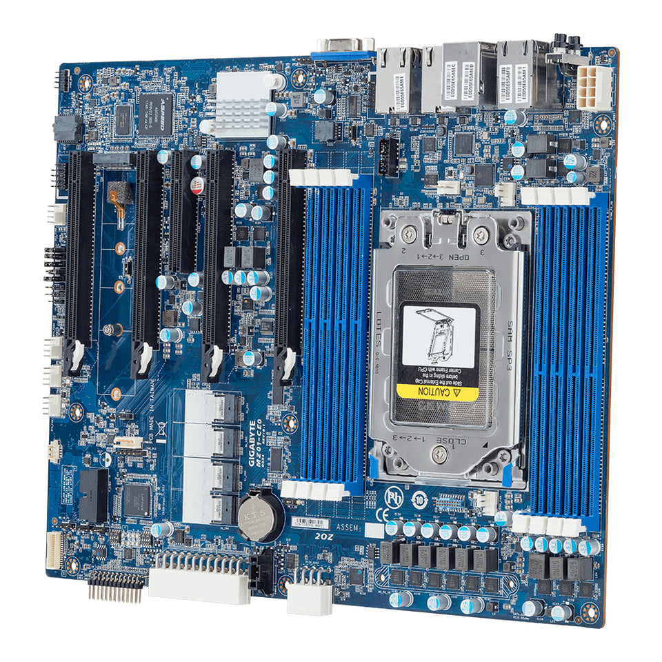 GIGABYTE MZ01-CE0 Socket SP3 ATX