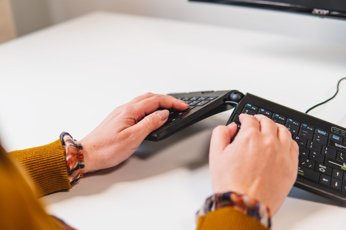 BakkerElkhuizen Goldtouch Travel Go2 Wired UK Qwerty