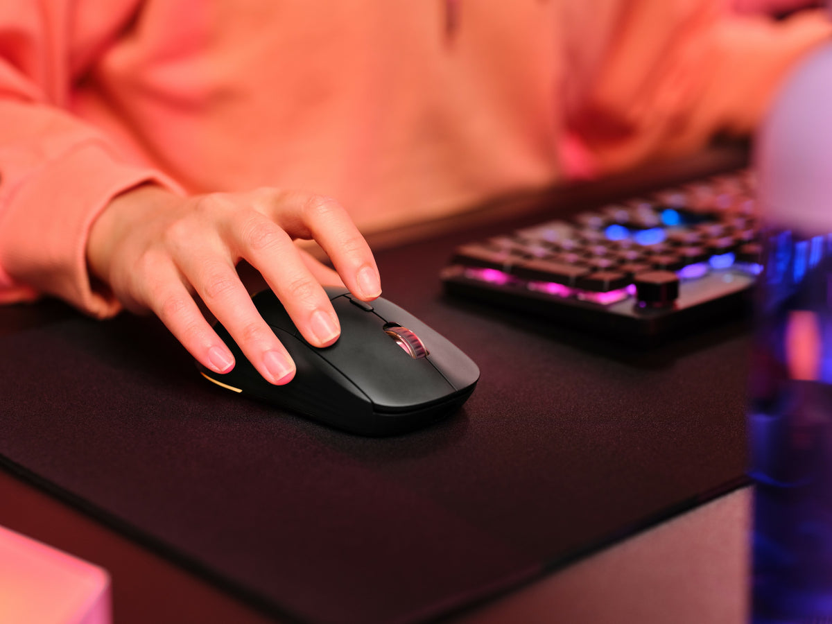 Trust GXT 927 Redex+ Maus Gaming rechts RF Wireless + USB Type-A Laser 25600 DPI