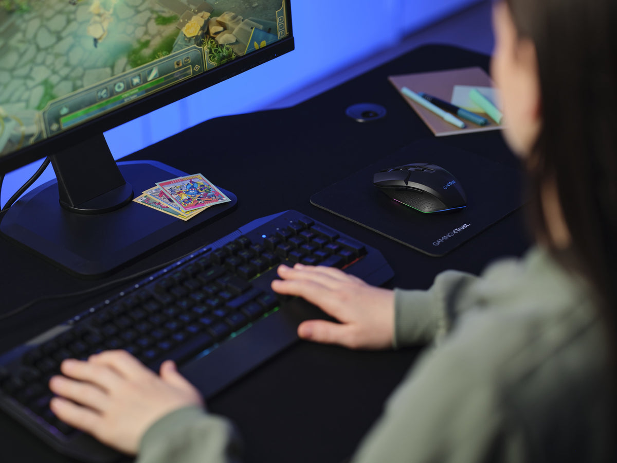 Trust GXT 112 FELOX Maus Gaming rechts RF Wireless 4800 DPI