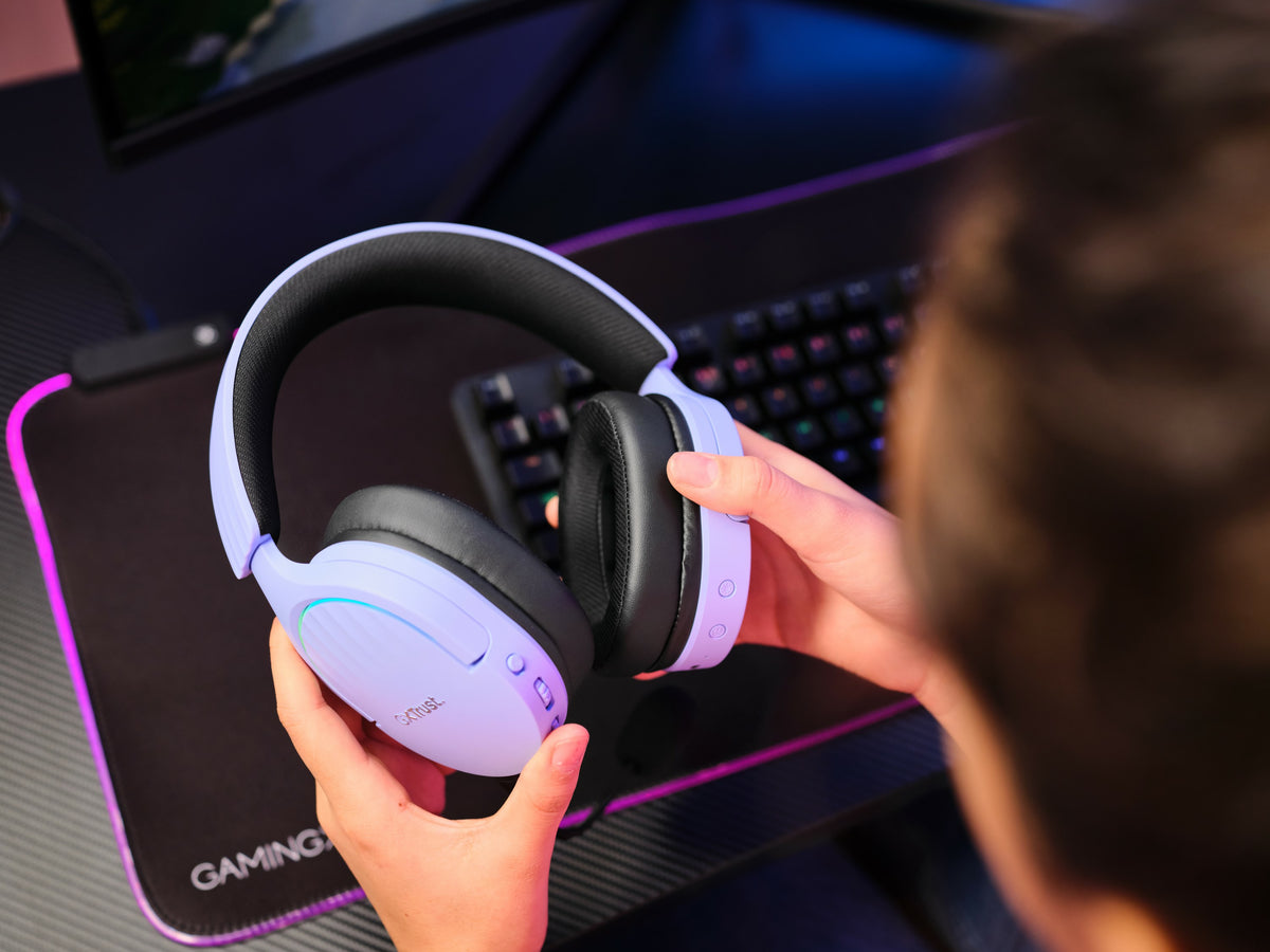 Trust GXT 491P FAYZO Kopfhörer Verkabelt & Kabellos Kopfband Gaming USB Typ-A Bluetooth Schwarz, Violett
