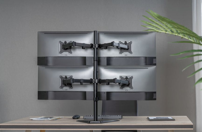 Equip 17"-32" Vierfach-Monitor/LCD-Tischfußhalterung