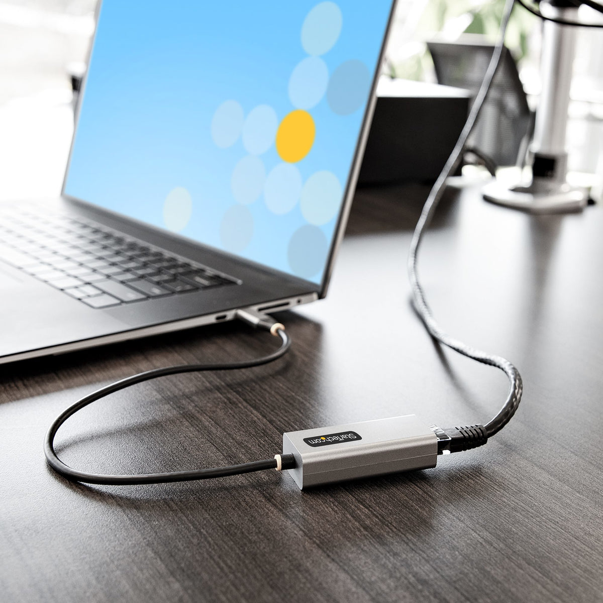 StarTech.com USB-C auf Gigabit Ethernet Adapter, USB 3.0 Gigabit Ethernet Netzwerk Adapter - 10/100/1000 Mbps, USB-C auf RJ45 Ethernet Adapter (GbE), 30 cm Kabel, Treiberlose Installation
