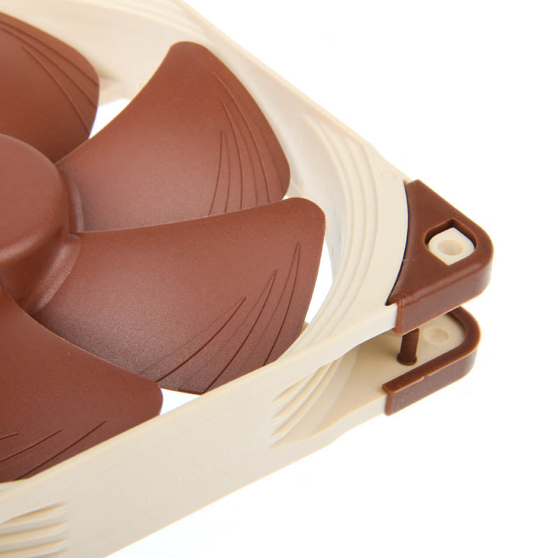 Noctua A14 FLX 140 mm marron 68 CFM