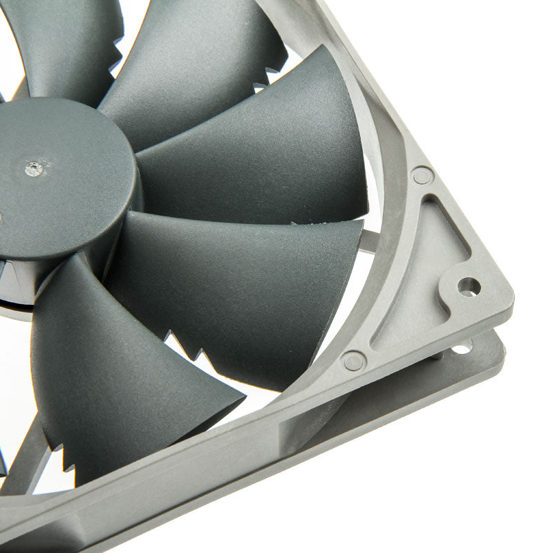Noctua P14s redux-900 140mm Black / Gray