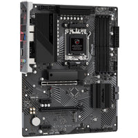 ASRock B650 PG Lightning, AMD B650 Mainboard - Sockel AM5, DDR5