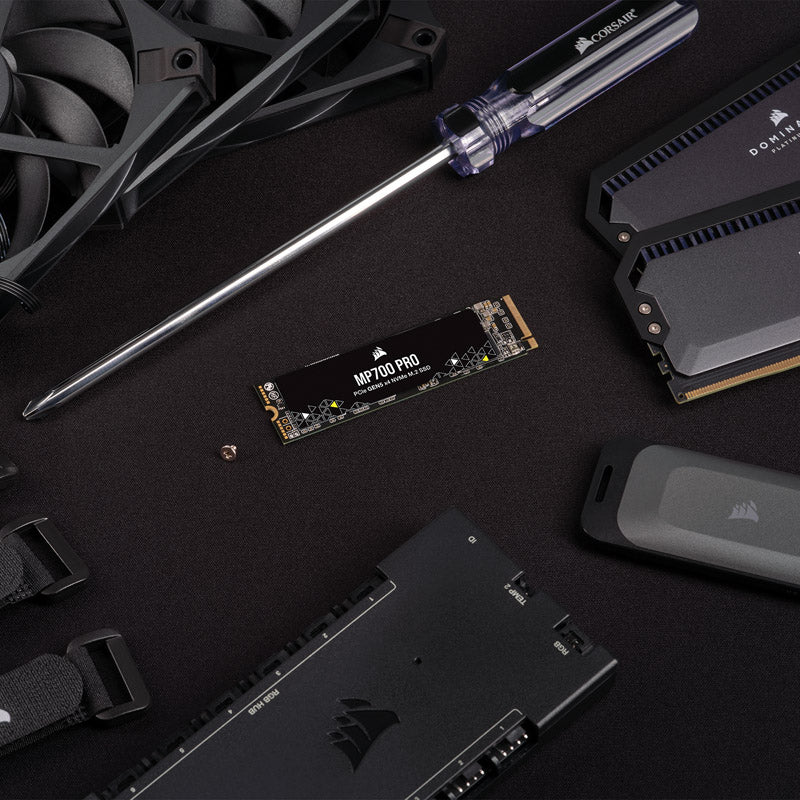 Corsair MP700 PRO 4TB SSD M.2-2280 PCIe 5.0 x4 NVMe