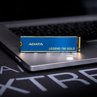 ADATA LEGEND 700 SLEG-700G-512GCS-S48 Internes Solid State Drive 512 GB M.2 PCI Express 3.0 NVMe 3D NAND