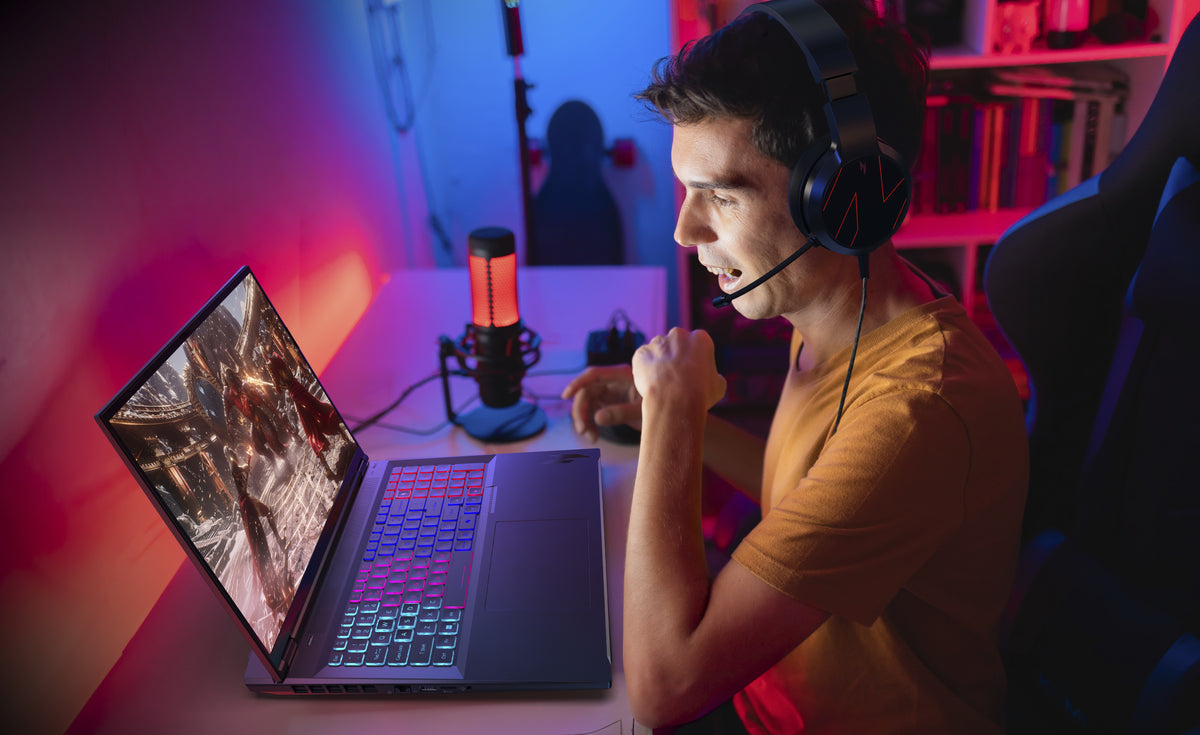Acer Nitro 18 AI AMD AN18-61-R31H AMD Ryzen AI 7 PRO 350 Laptop 45,7 cm (18") WUXGA 16 GB DDR5-SDRAM 1 TB SSD NVIDIA GeForce RTX 5050 Wi-Fi 6E (802.11ax) Windows 11 Home Deutsch Schwarz