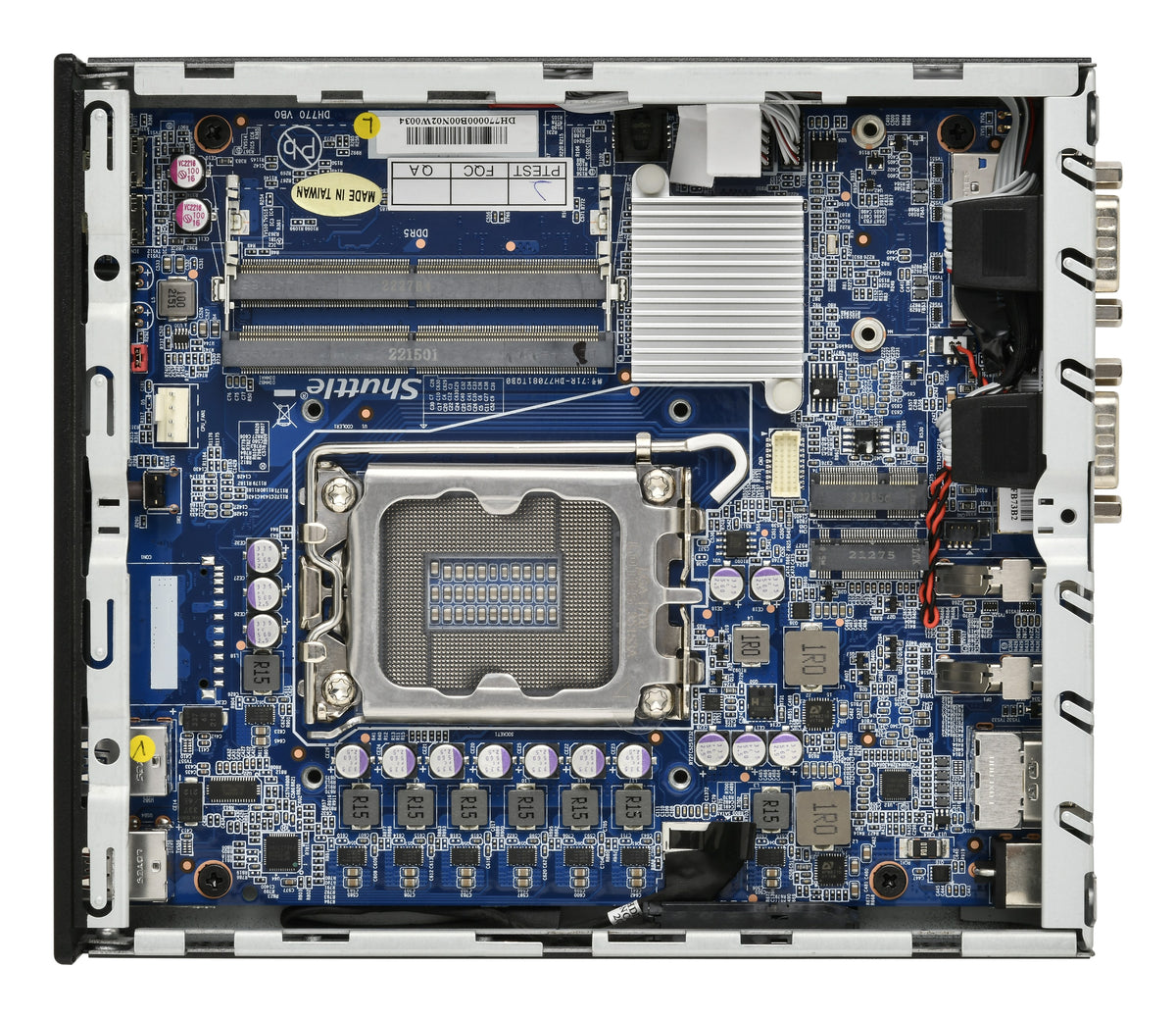 Shuttle Slim PC DH770 , S1700, 2x HDMI, 2x DP , 2x 2.5G LAN, 2x COM, 8x USB, 1x 2.5", 2x M.2, 24/7 Dauerbetrieb, inkl. VESA