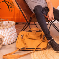 R-Go Tools Laptoptasche R-Go Viva, Vollnarbenleder, mit integriertem Laptop-Ständer, Schulterriemen, 15,6-Zoll, braun