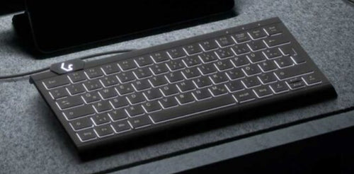 KeySonic KSK-5010ELC (DE) Mini Tastatur, Hintergrundbeleuchtung, integrierter Nummernblock, Combo, schwarz