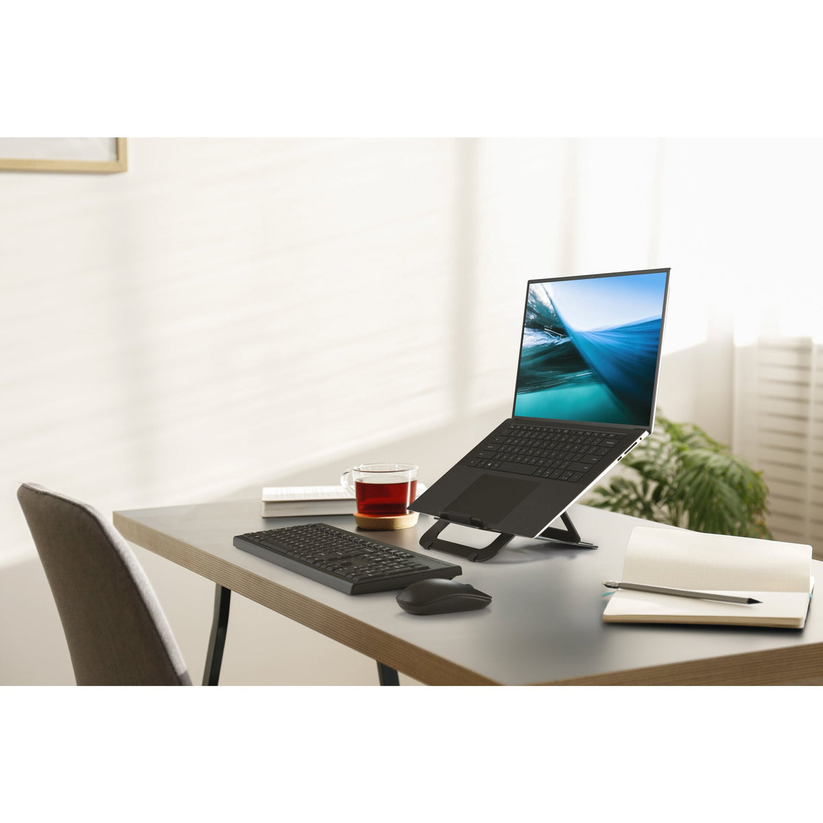 Support réglable en hauteur en aluminium Kensington EQ pour ordinateur portable
