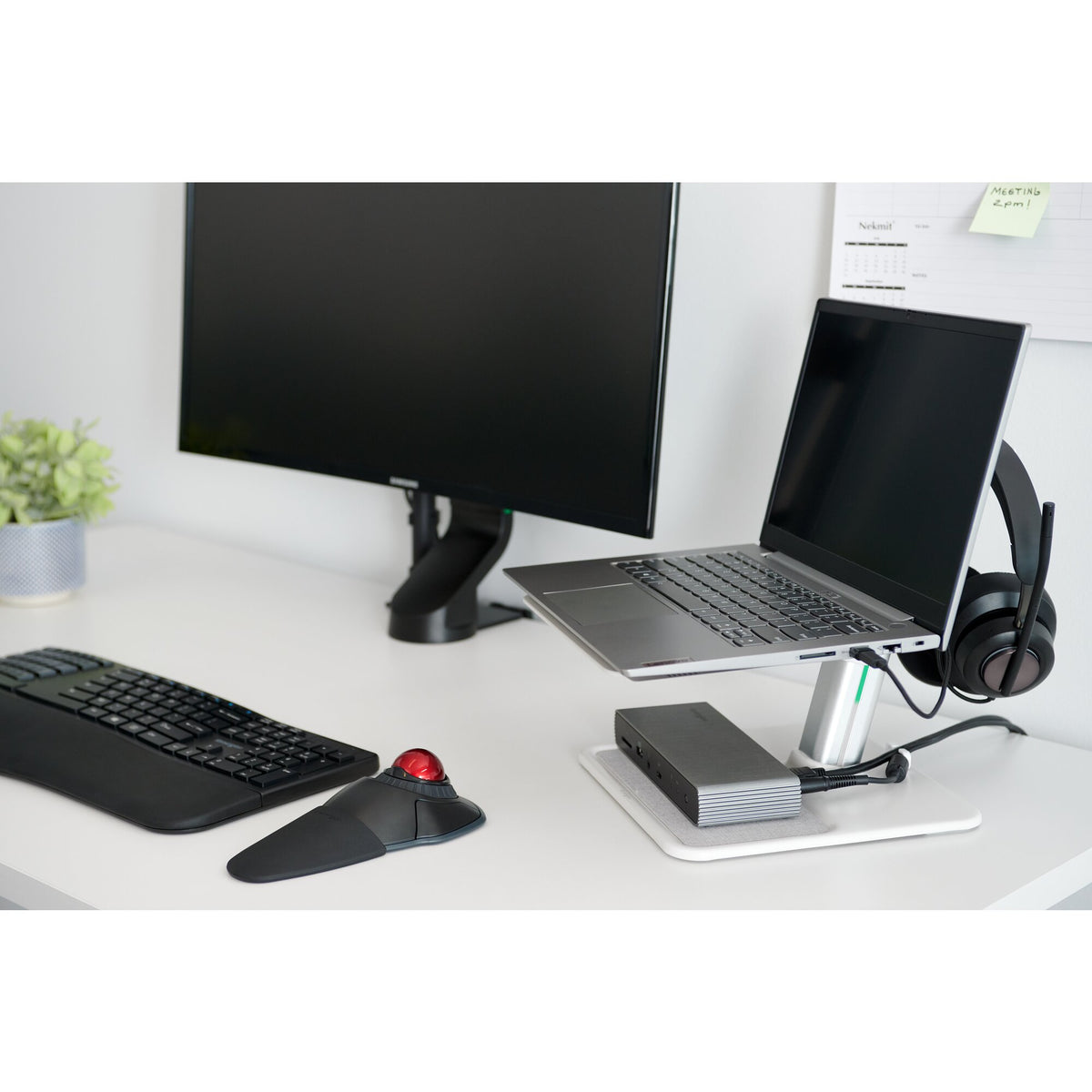Kensington H2000 USB-C & USB-A Over-Ear Headset