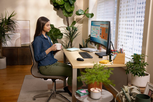 HP 86.36cm/34'' (3440x1440) P34hc G4 Curved 21:9 5ms 60Hz HDMI DisplayPort USB-C VESA Speaker WQHD