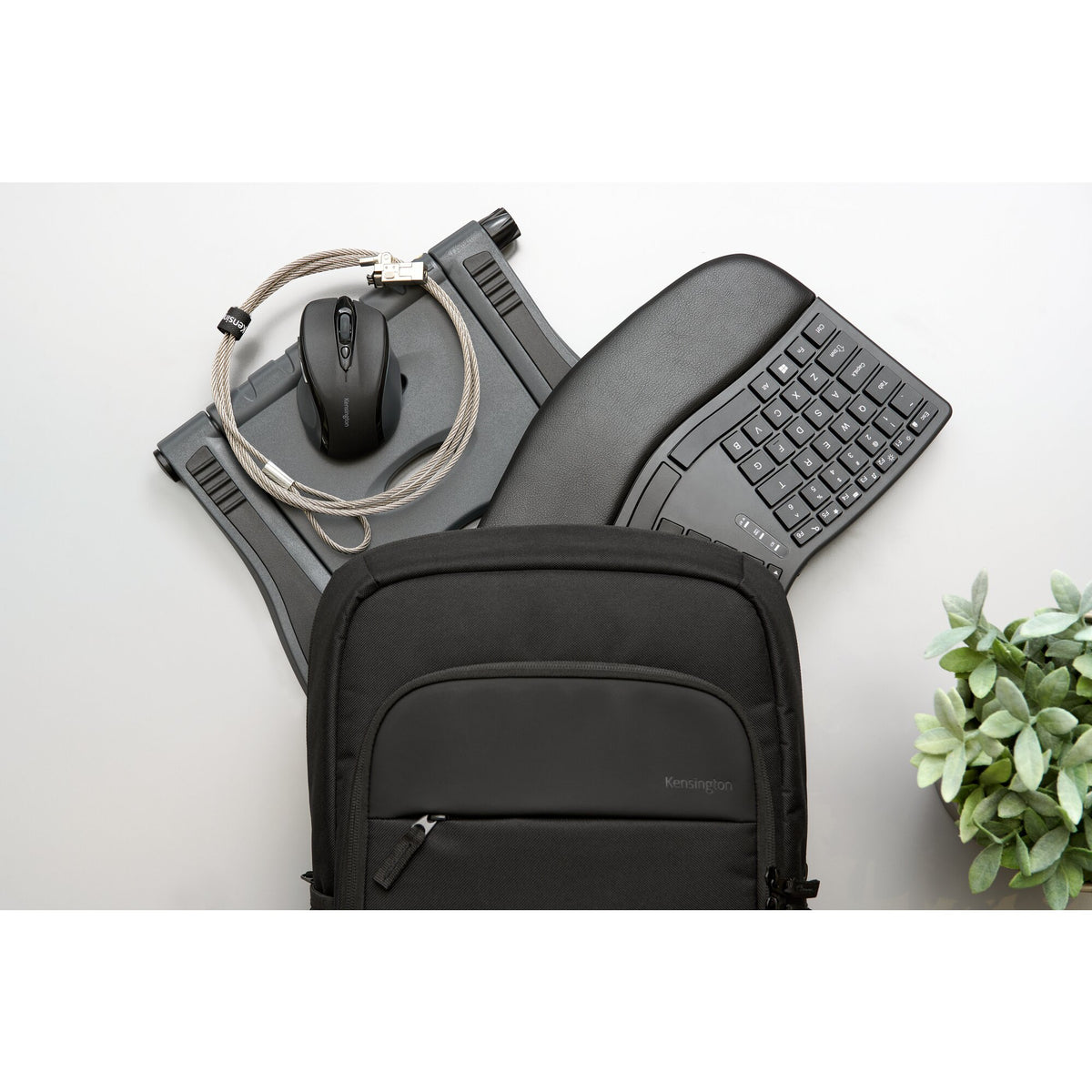 Kensington EQ 16” Laptop-Rucksack