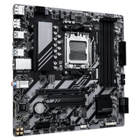 GIGABYTE B840M D3HP Mainboard – AMD Ryzen 9000 CPUs, 8+2+2-Phasen-VRM, bis zu 8200 MHz DDR5 (O.C.), 2× PCIe-4.0-M.2, 1-GbE-LAN, USB 3.2 Gen 2